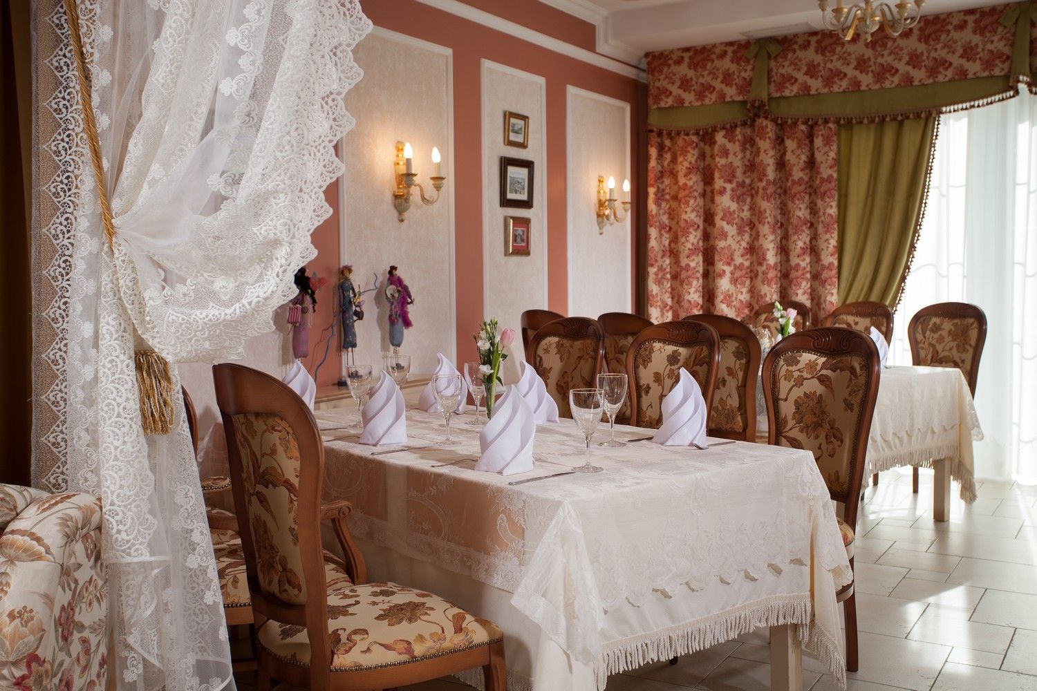 Общественный интерьер