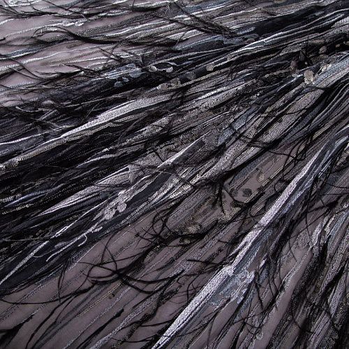 Сетка с вышивкой и пером 050-19877 черный/серебро