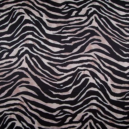 Шелк синтетический 065-13924 бежево-черный принтованный