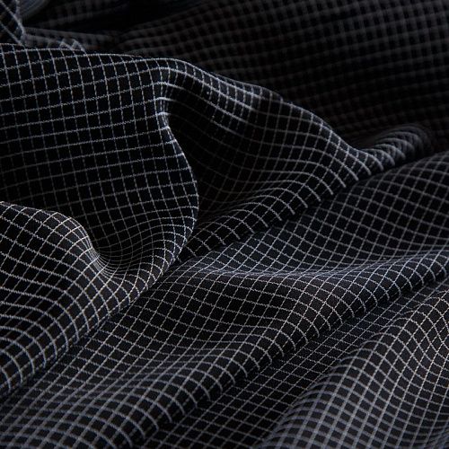 Шелк натуральный Gucci 064-16387 черный клетка