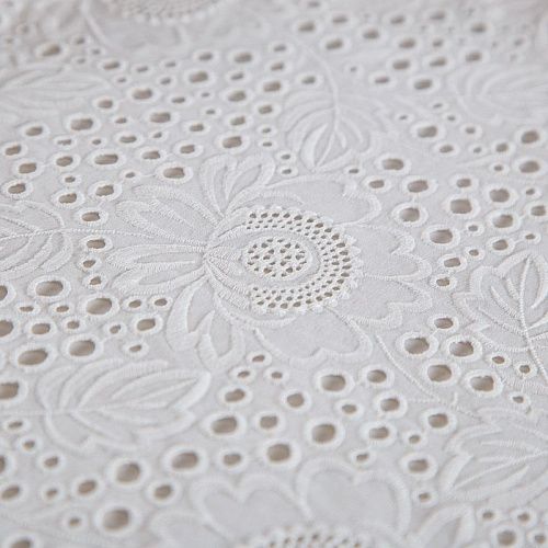 Шитье 067-14798 молочный