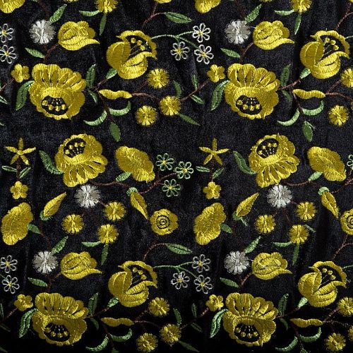 Бархат с вышивкой 002-04256 черный