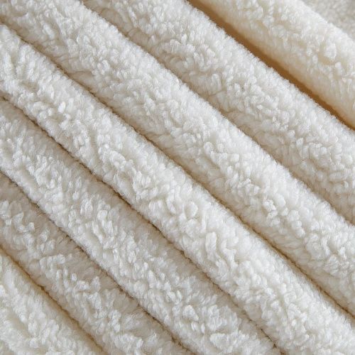 Мех искусственный 037-15250 молочный однотонный