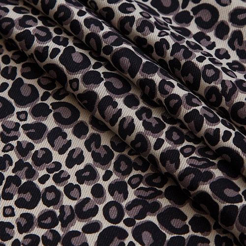 Креп вискозный 026-17667 молочный принтованный