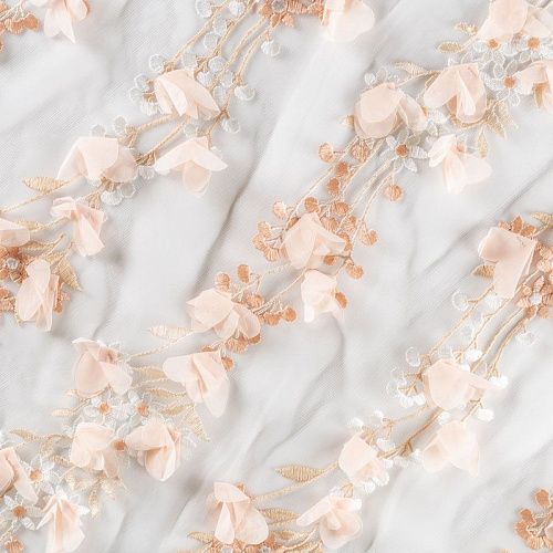 Вышивка на сетке К16-084 бежево-персиковый