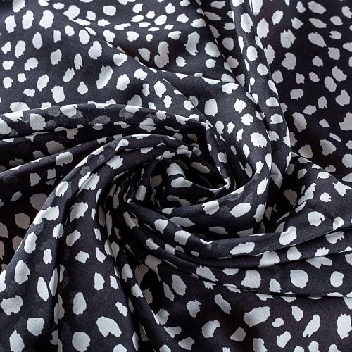 Штапель 069-01480 черный принтованный